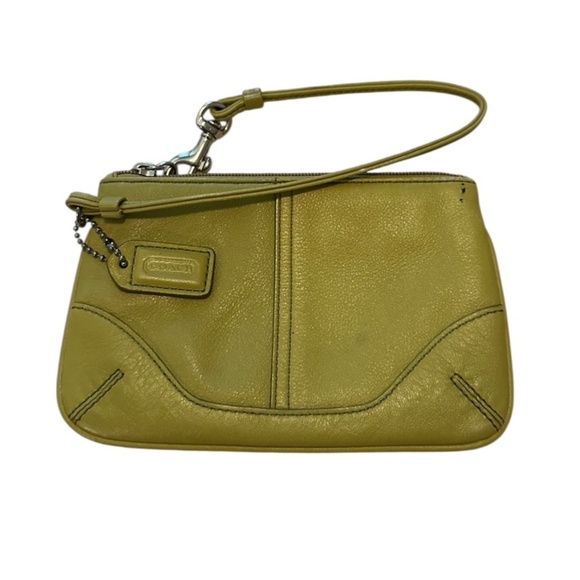 Coach Green Leather Wristlet EUC - Picture 1 of 1